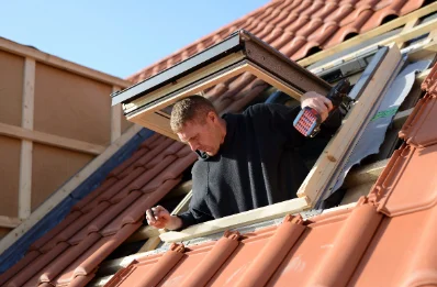 Pose de fenêtres de toit Velux à Trannes